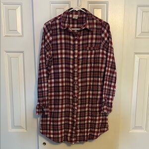Cozy button up flannel.  Extra length and in great shape.